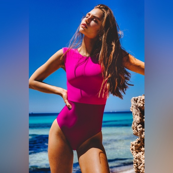 FINAL PRICE DROP NWT SELENA ZIP-UP ONE-PIECE BY AAVA - Picture 1 of 11